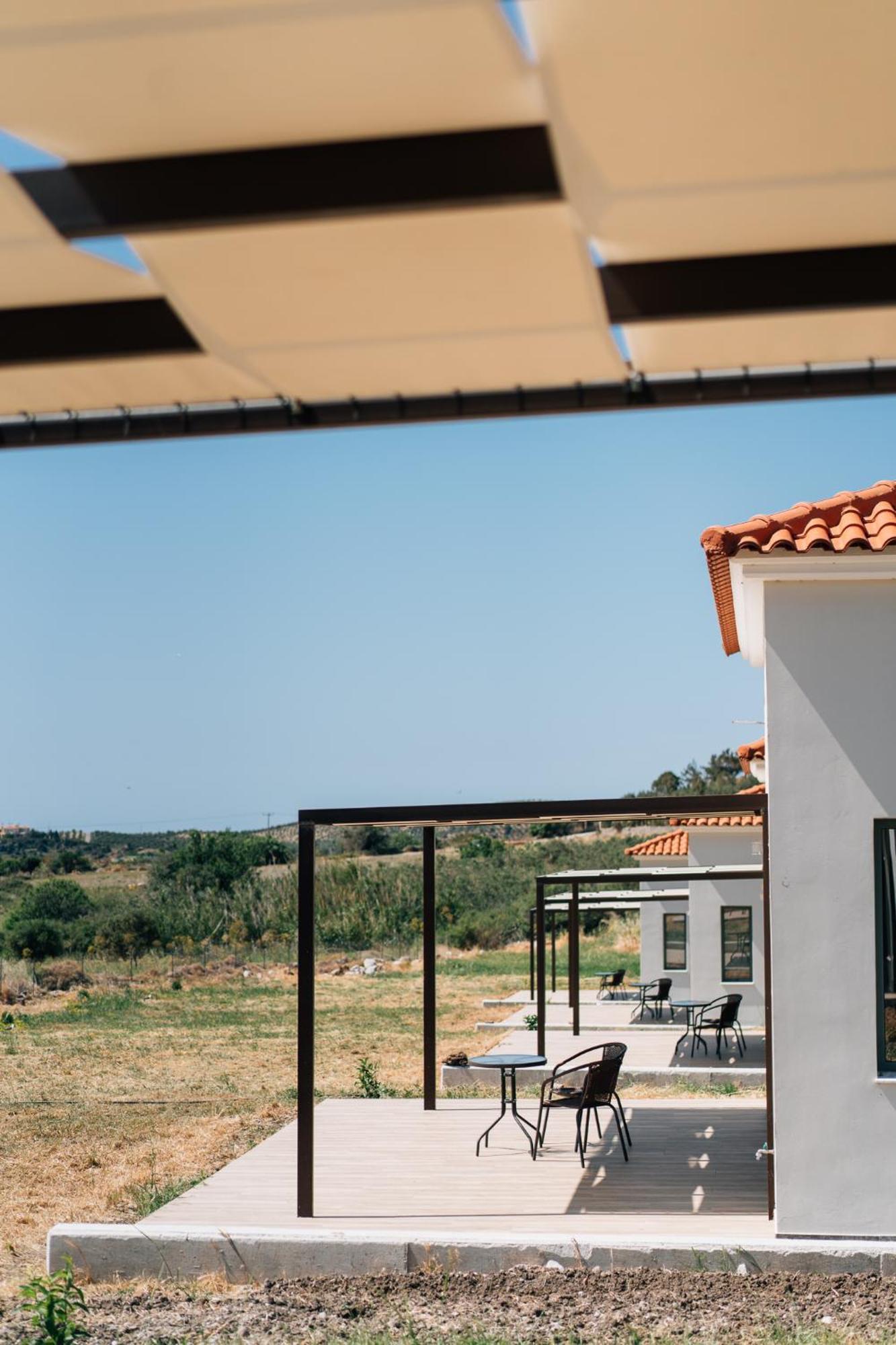 Apolithon Premium Houses Sigrion Bagian luar foto